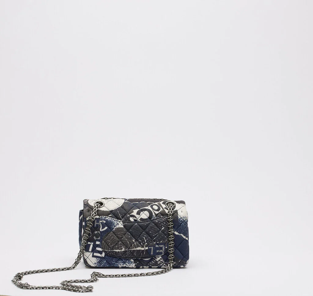 Chanel Navy & White Graffiti Reissue Bag - Image 3