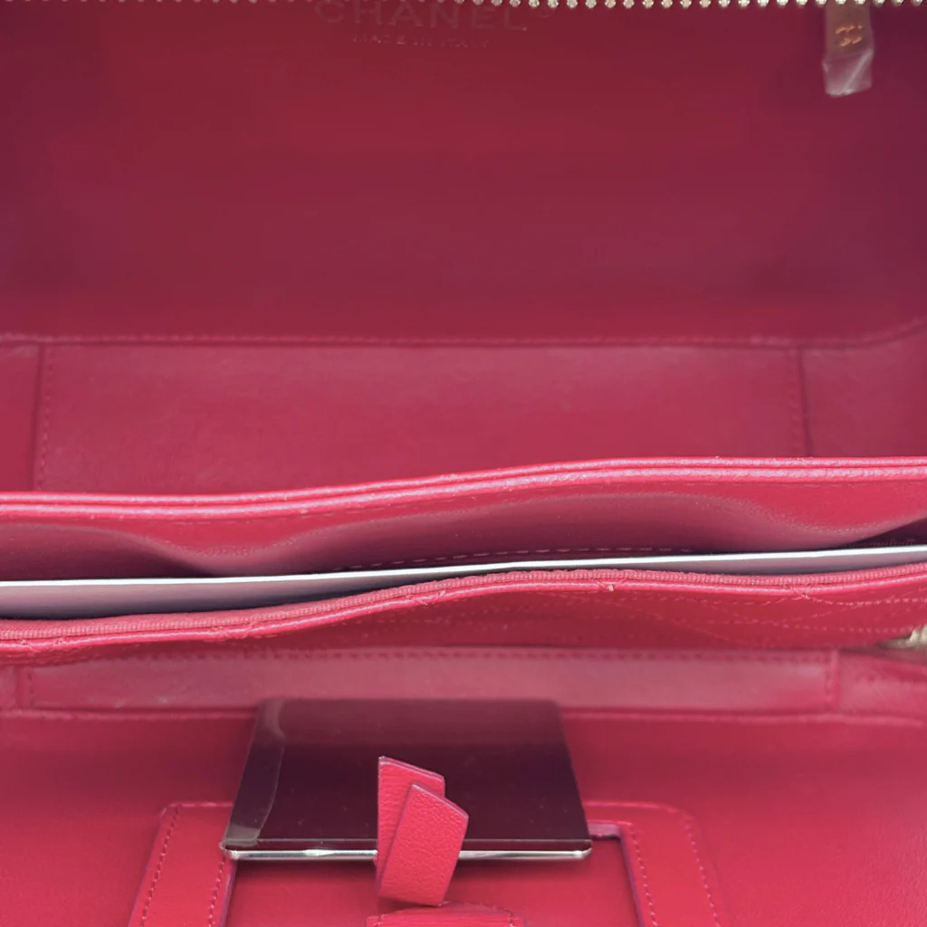 Chanel Red Filigree Caviar Box Bag - Image 5